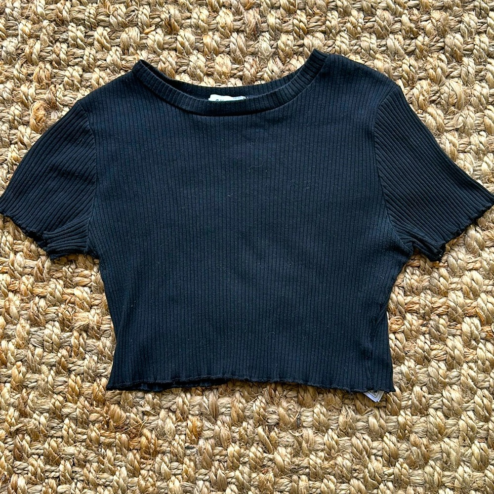 ADIKA Black Crop T Shirt M